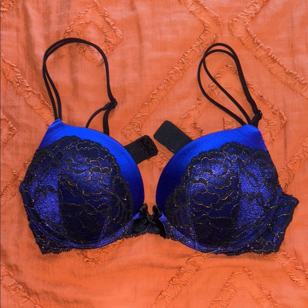 Victoria's Secret Black and Purple Lace Push-Up Bra